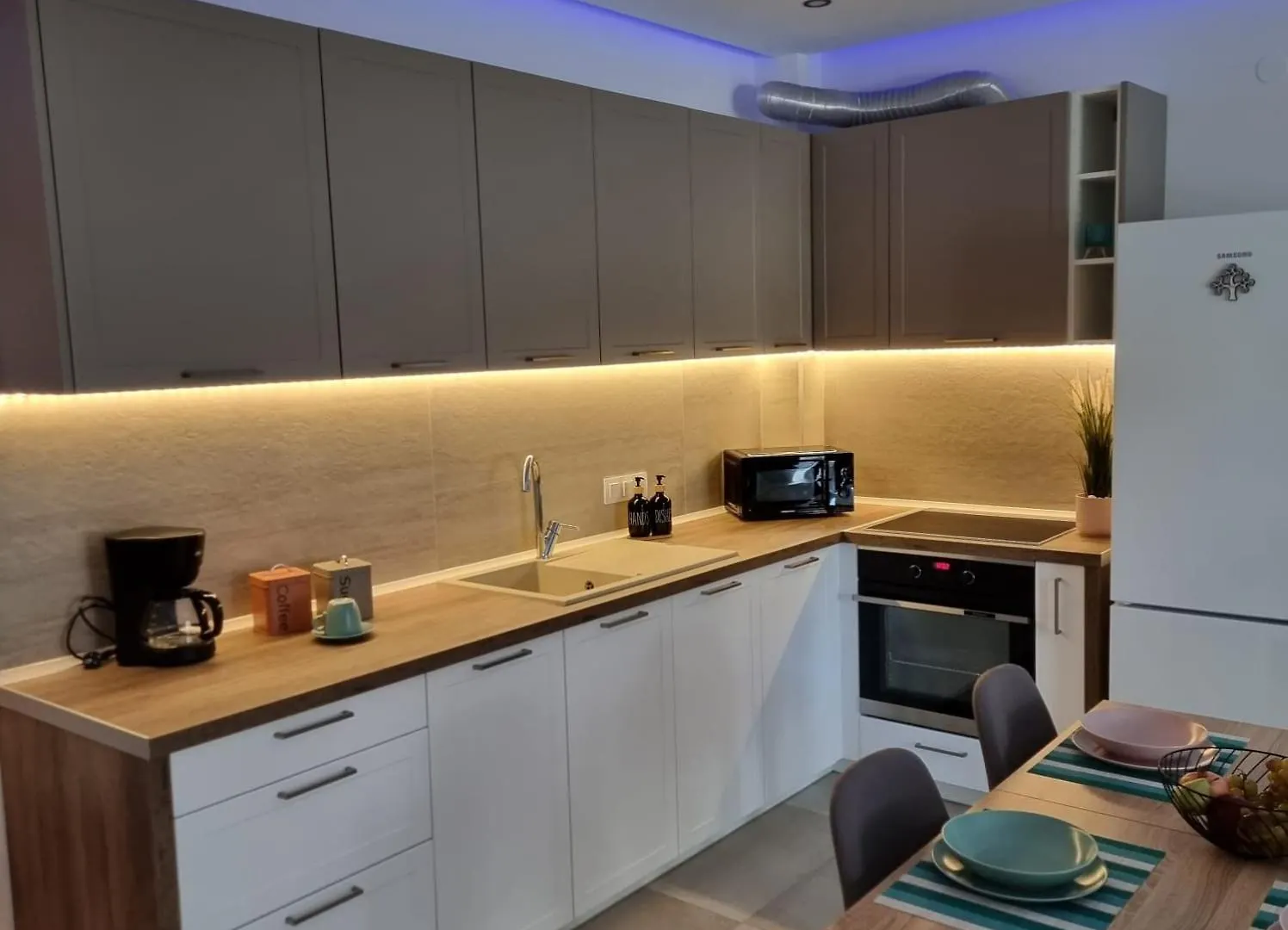 New Luxury Apartment Nea Kallikrateia