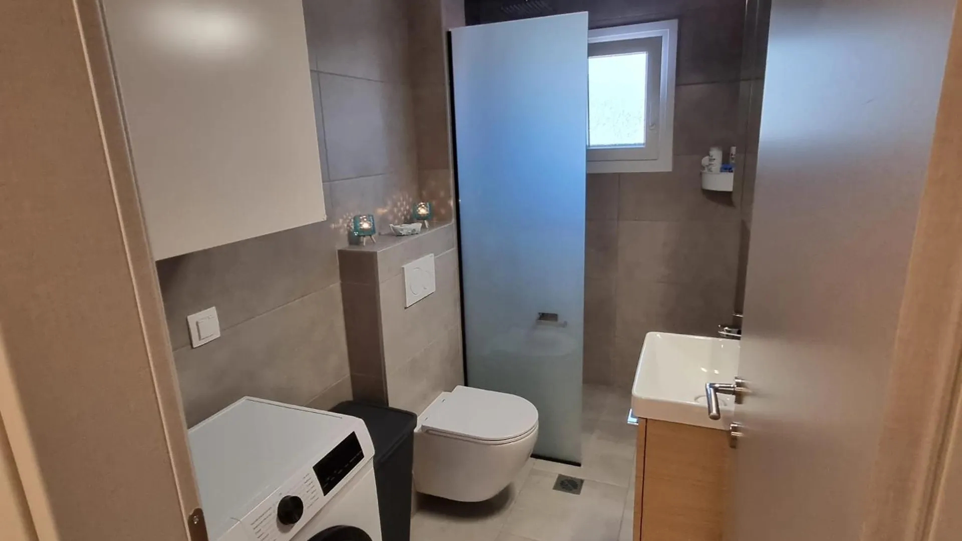 New Luxury Apartment Nea Kallikrateia