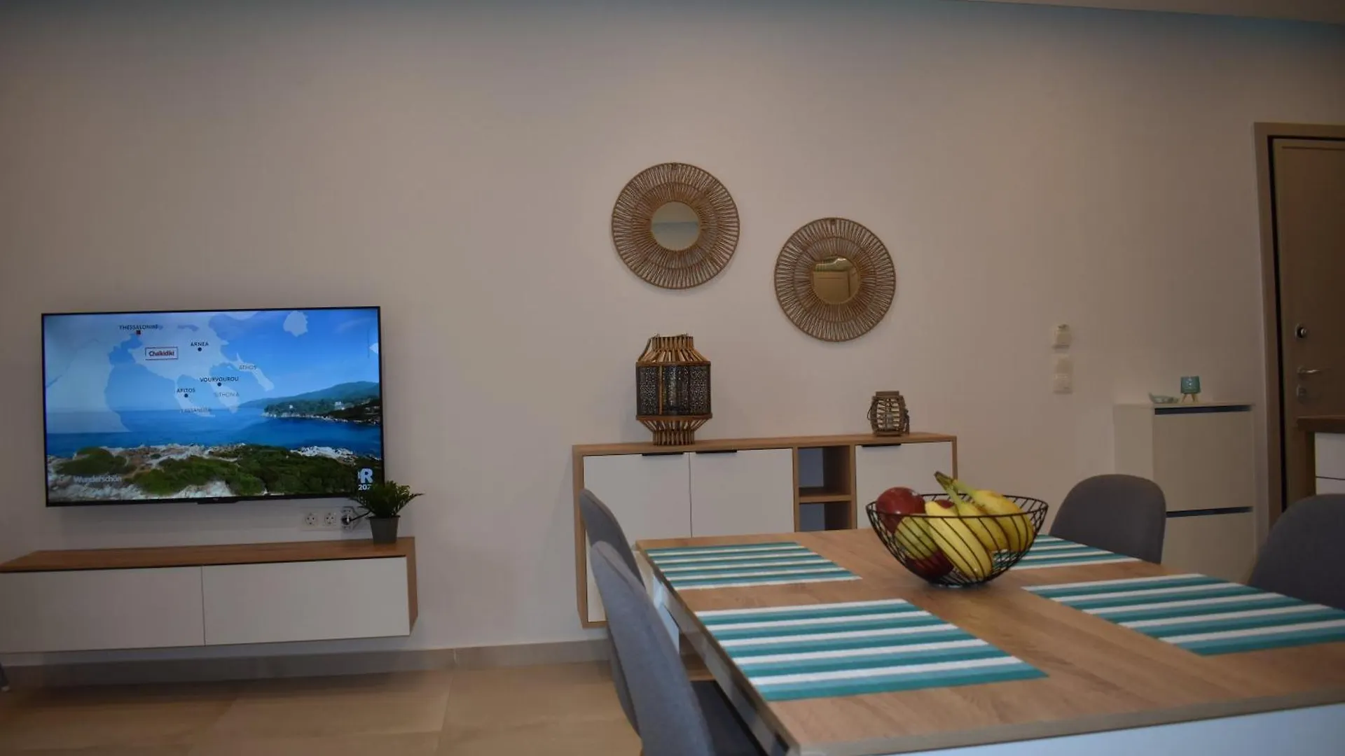 New Luxury Apartment Nea Kallikrateia